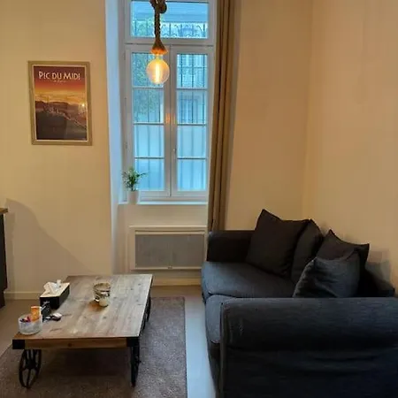 Chaleureux Au Pied Des Pyrenees *