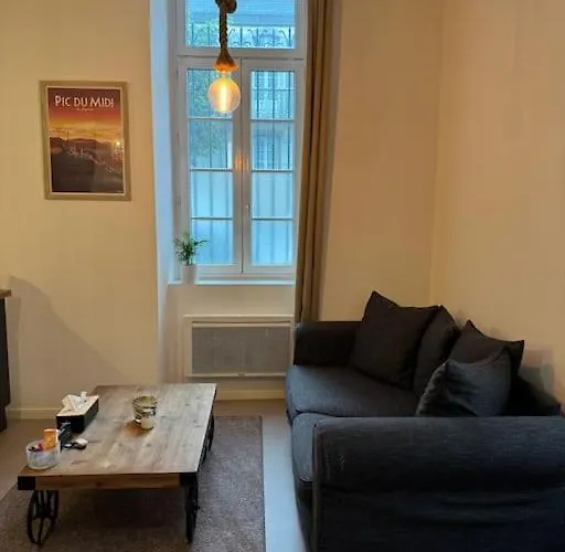 Chaleureux Au Pied Des Pyrenees *